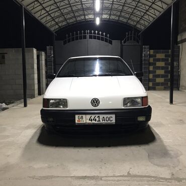 пассат вента: Volkswagen Passat: 1.8 л | 1992 г. | Седан