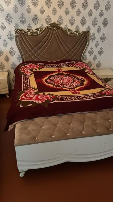 saçaqlı pendir qiyməti: İkinəfərlik çarpayı, Dolab, Komod, Termo, Azərbaycan, Yeni