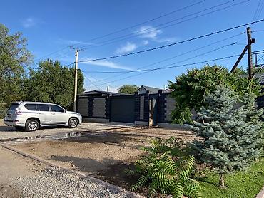 Продажа коттеджей и домов: Продается резиденция в районе «Ново-Покровка». 📕 18 соток участок по — 15