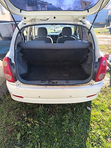 Toyota: Toyota Дуэт: 2002 г., 1.3 л, Вариатор, Бензин, Хэтчбэк — 3