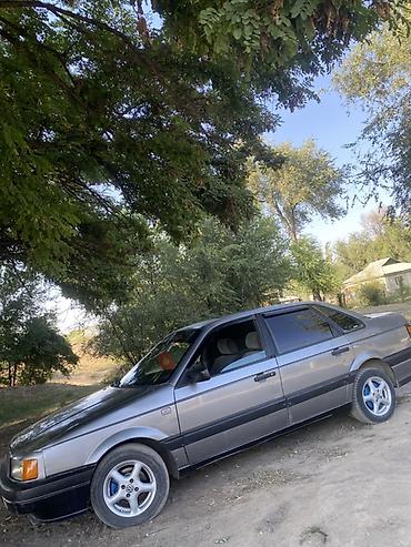 mazda 3 2005: Volkswagen Passat: 1991 г., 1.8 л, Механика, Бензин, Седан — 5