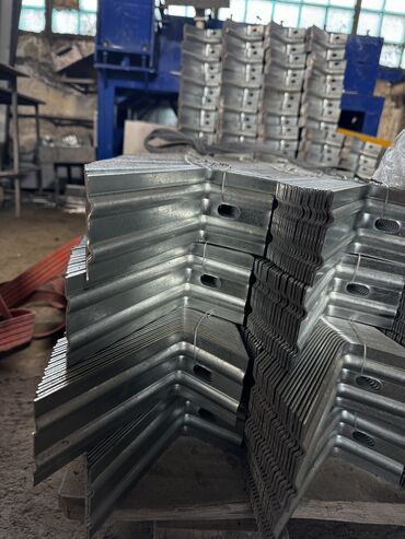 Other facade materials: Кронштейн 70/70/150мм 50сом Кронштейны Крепежи Кронштейн фасадные — 11