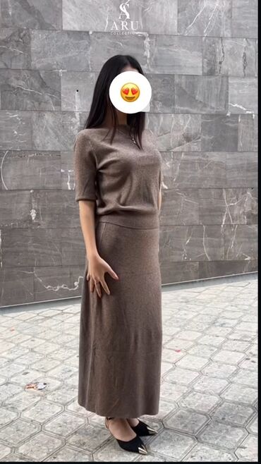 толстовка оптом: Костюм с юбкой, Модель юбки: Прямая, Макси, Кофта, S, M