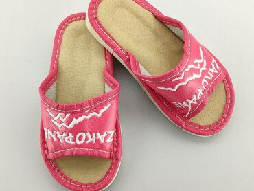 Slippers: Slippers 29, Used