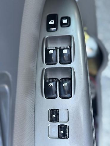 karavan satışı qiymeti: Kia Carnival: 2.2 l | 2011 il Van/Minivan — 10
