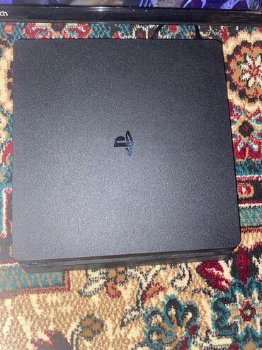 sony 4: Ps4 icinde indide elave iki oyunde var hesablarda icinde
