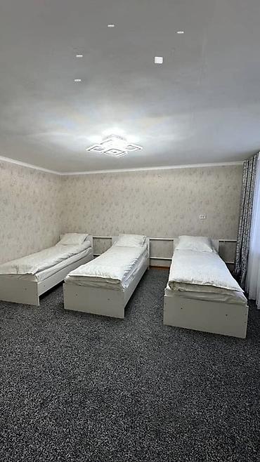 Посуточная аренда домов: 100 м², 3 комнаты — 8