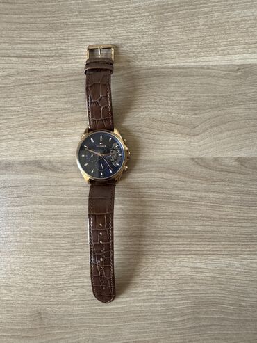 Qol saatları: İşlənmiş, Qol saatı, Tommy Hilfiger