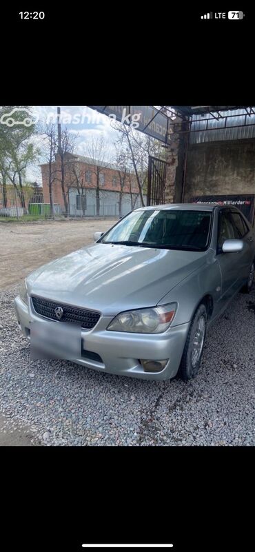 Toyota: Toyota Altezza: 2000 г., 2 л, Автомат, Бензин, Седан
