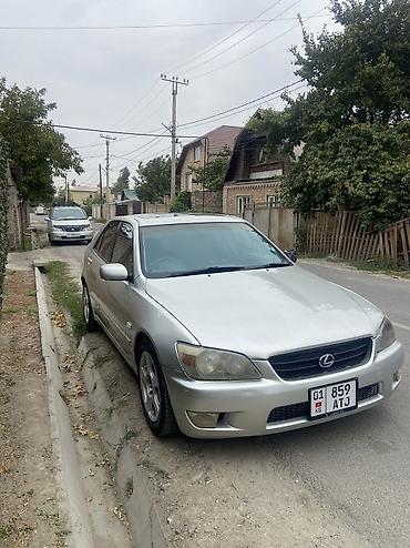 Lexus: Lexus IS: 2001 г., 2 л, Автомат, Бензин, Седан — 4