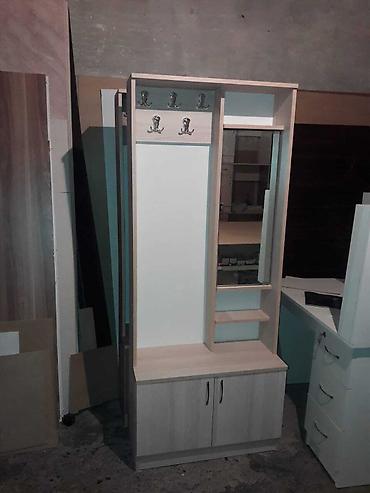 Ev və bağ: Dəhliz üçün funksional paltar asqısı və dolab sistemi - Material — 4