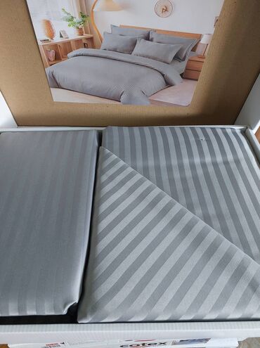 Posteljina: Bračna, Damast — 4