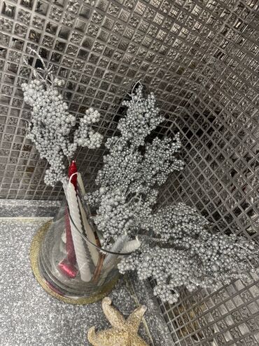 Süni güllər: Her biri satiwda qiymetle bagli wapla elaqe saxlayin — 13