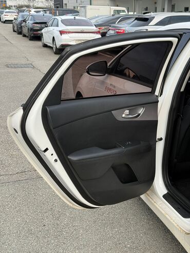 Kia: Kia K3: 2021 г., Бензин — 14