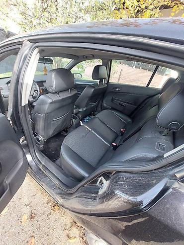 Opel: Opel Astra: 1.7 l | 2005 г. 267137 km Hečbek — 2