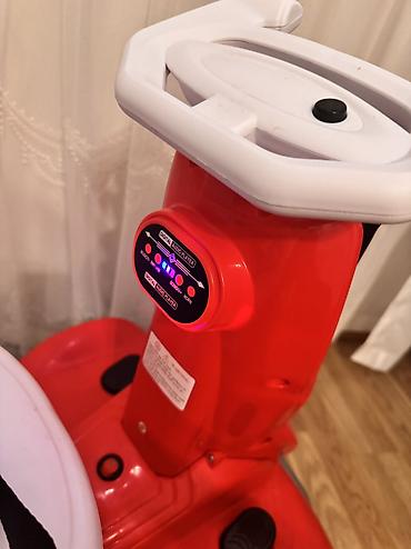 Uşaq üçün elektrik maşınları: Uşaq üçün elektrikli ride-on skuter - Rəng: qırmızı/ağ - — 6
