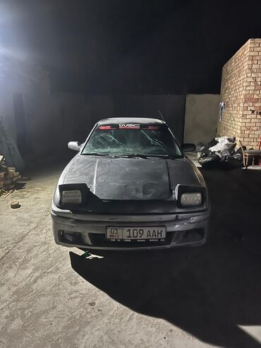 Mazda: Mazda 323: 1989 г., 1.6 л, Механика, Бензин, Седан — 1