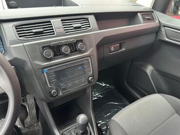 Volkswagen: Volkswagen Caddy: 2020 г., 1.6 л, Механика, Бензин, Фургон — 10