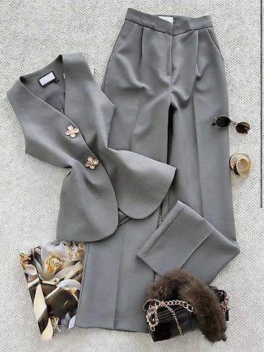Kompleti: ✨Ženski dvodelni komplet – prsluk bez rukava i ravne pantalone ✅3200 — 9
