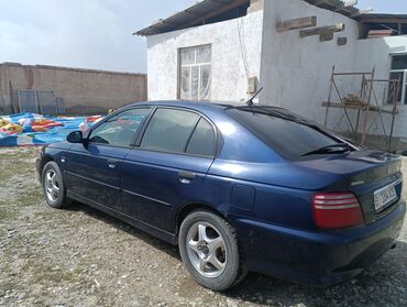 Honda: Honda Accord: 2002 г., 1.8 л, Механика, Бензин