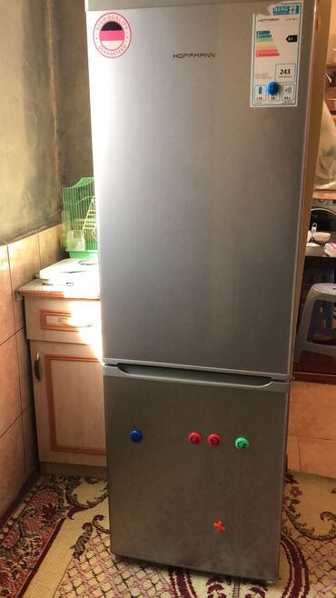 elektricheskie kaminy s effektom zhivogo ognya: Холодильник цвет - Серый