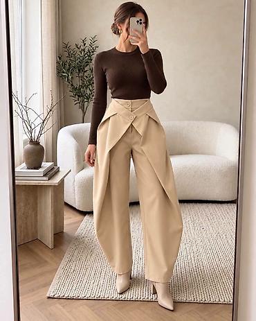 Pantalone
Cena 2.800 dinara
Uni vel.
Vel.22 na lalafo.rs Pantalone
Cena 2.800 dinara
Uni vel.
Vel.22