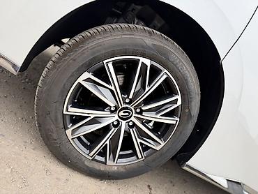 минивэн: GAC Trumpchi M8 (новое поколение) — премиальный 7‑местный минивэн — 5