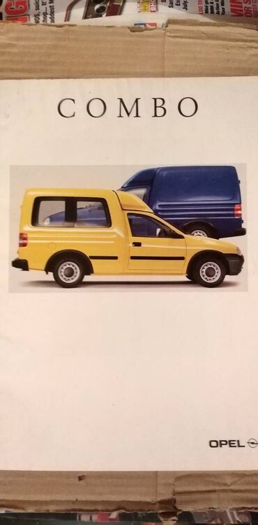 Knjige i stripovi: Prospekti automobila Opel,cena za kom — 15