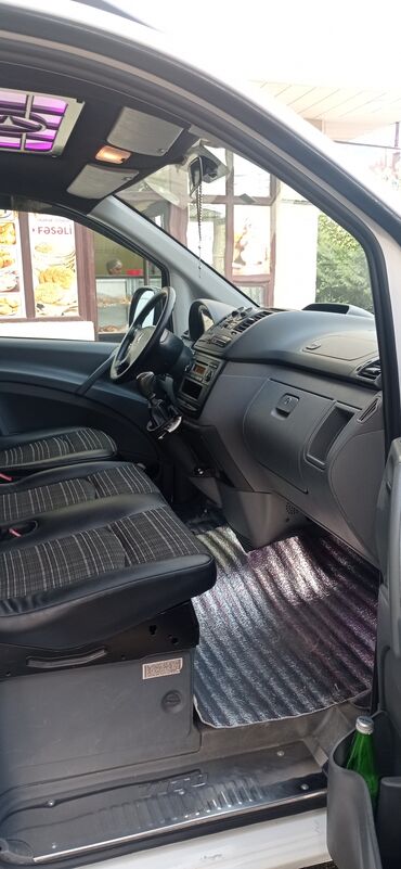 Mercedes-Benz: Mercedes-Benz Vito: 2.2 l | 2008 il Van/Minivan — 11