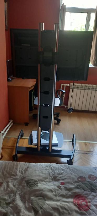 ТВ и видео: Samsung 40” LED televizor və təkərli TV altlığı satılır Samsung — 4