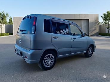 растрочка машина: Nissan Cube: 2000 г., 1.3 л, Автомат, Бензин, Минивэн — 4