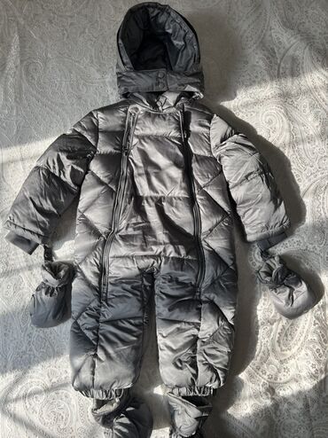 комбинезон для новорожденных зимний: Детский зимний комбинезон-трансформер, цвет графит. Размер 80 см