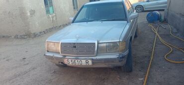 спринтер грузовой средний база: Mercedes-Benz 190: 1985 г., 2 л, Механика, Бензин, Седан