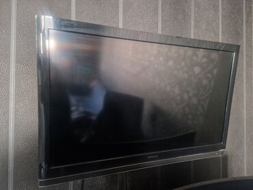 Televizorlar: Beko 32 televizor satilir. Ekran yaxşı vəziyyətdədir, tam işlək. HDMİ — 11