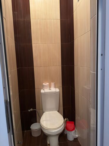 Həyət evləri və villaların satışı: Həyət evi satılır - 1 mərtəbəli fərdi yaşayış evi, həyətyanı sahə ilə — 9