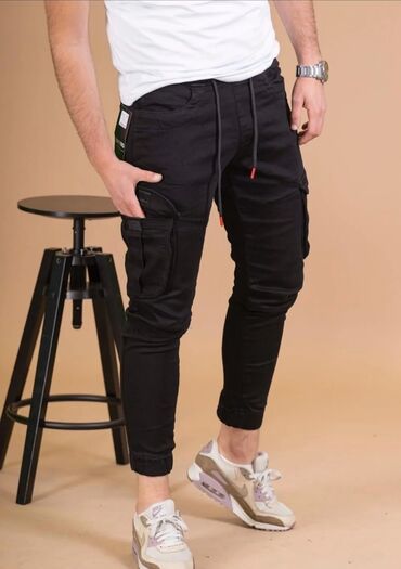 Farmerke: JEANS FARMARICE TOP KVALITET Cena 3200 dinara Brojevi 40 Dzeparke — 3