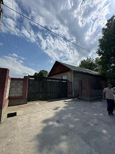 Продажа полдома: Срочно продаю! Жилой дом+времянка+хоз.постройки Дом расположен в at lalafo.kg — 2 Продажа полдома: Срочно продаю! Жилой дом+времянка+хоз.постройки Дом расположен в — 2