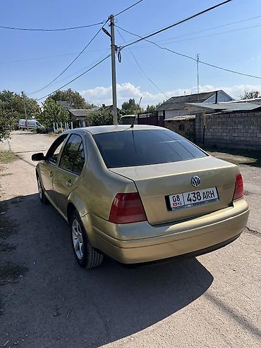 Volkswagen: Volkswagen Bora: 2003 г., 2 л, Механика, Бензин, Седан — 3