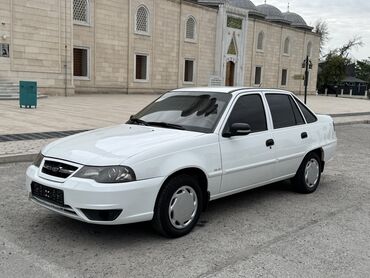Daewoo: Daewoo Nexia: 2013 г., 1.5 л, Механика, Бензин, Седан