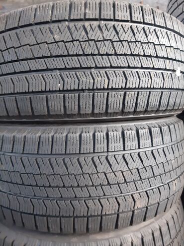 Шины: Шины 225 / 50 / R 17, Зима, Б/у, Пара, Япония, Bridgestone