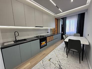 capstroy: 3 комнаты, 88 м², Мед Академия Элитка, 10 этаж, Свежий ремонт — 1