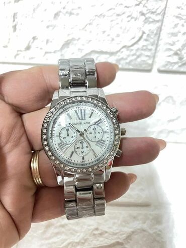 Ručni satovi: Klasični sat, Guess, Ženski na lalafo.rs — 23 Ručni satovi: Klasični sat, Guess, Ženski — 23