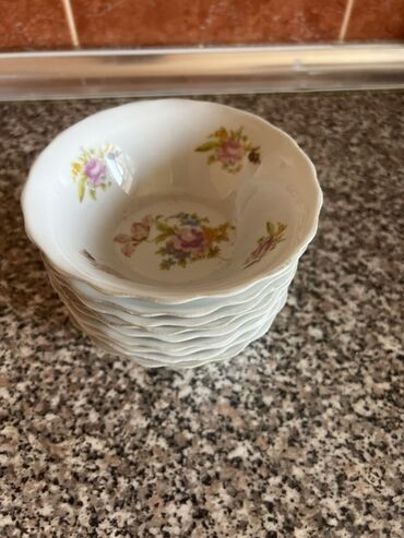 Kasalar: Kasalar, 6 ədədli dəst, rəng - Göy, Farfor, SSRİ — 24