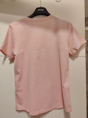 Majice kratkih rukava: Nike majica kratkih rukava – roze - Model: klasična T‑shirt silueta - — 3