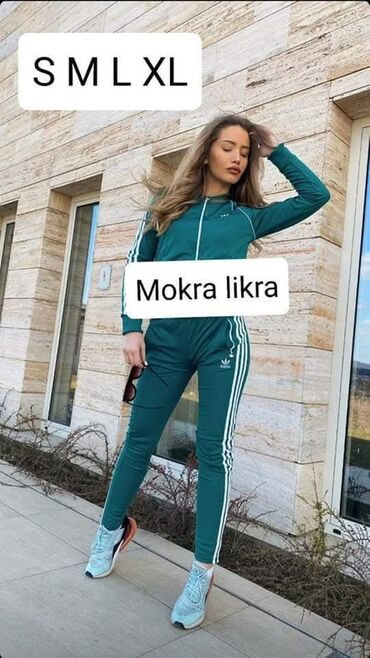 Gornji i donji deo: Komplet trenerka mokra likra 3400 dinara ❤️
💋 — 8