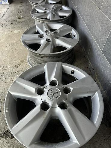 Комплект оригинальных литых дисков Lexus (4 шт.) в хорошем состоянии at lalafo.kg Комплект оригинальных литых дисков Lexus (4 шт.) в хорошем состоянии