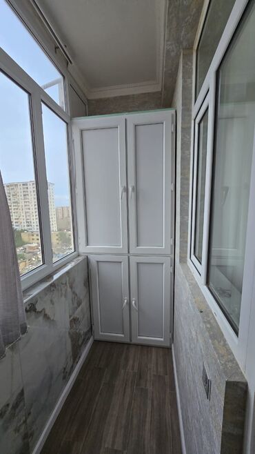 Uzunmüddətli kirayə mənzillər: Düşme variyant Yüksək səviyyədə təmirli.Yaşayış olmayıb.2 böyük yataq — 15