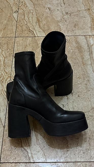 Сапоги: Məhsul: Pull&Bear qadın platforma çəkmələri - Rəng: qara - Ölçü — 3
