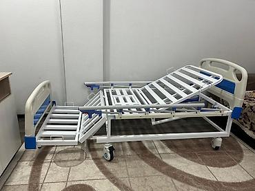 Медицинская мебель: Функциональная медицинская кровать с механической регулировкой - — 10