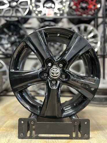 Литые Диски R 18 Toyota, Комплект, отверстий - 5, Б/у at lalafo.kg Литые Диски R 18 Toyota, Комплект, отверстий - 5, Б/у